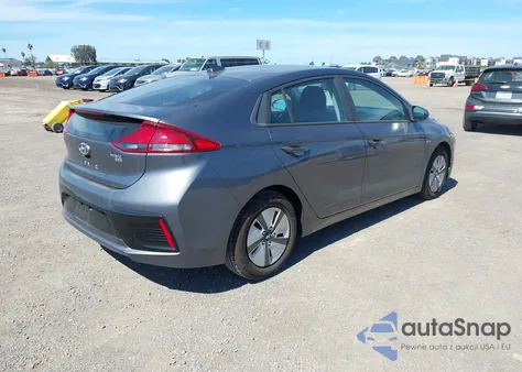 2018 Hyundai Ioniq Hybrid Blue z USA, uszkodzony, nr VIN KMHC65LC5JU100258